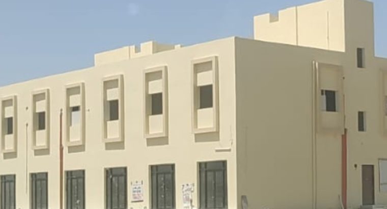 معرض للايجار قريب خزائن بولاية بركاء