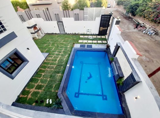 ڤيلا قمر اوي تصميم شيك وراقي مساحه 350متر