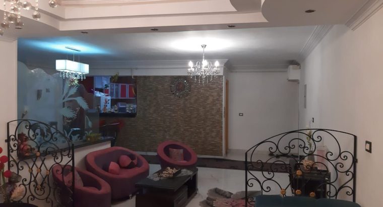 شقه لقطه للبيع تانى نمره بالمريوطيه فيصل
