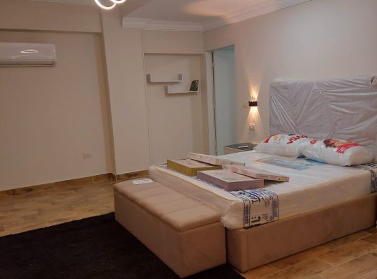 شقتين مفروش فاخرتين للإيجار في المستثمرين