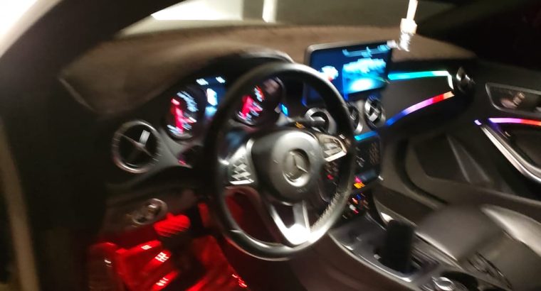 للبيع Mercedes Benz 2018 CLA 250 in Alain