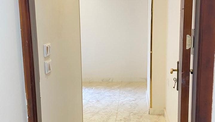 شقه للبيع الترا سوبر لوكس وكامله العدادات