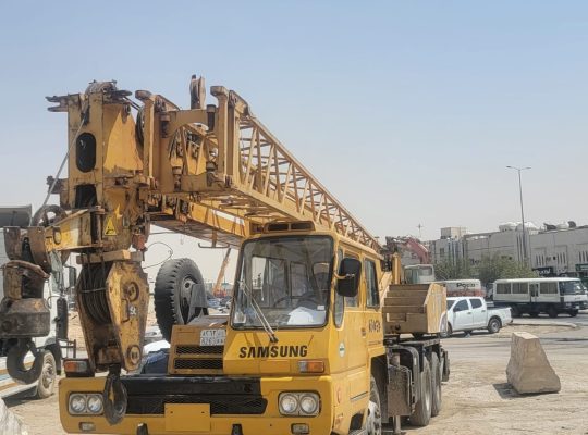 سيزر لفت للايجار روافع شوكيه للايجار مان لفت