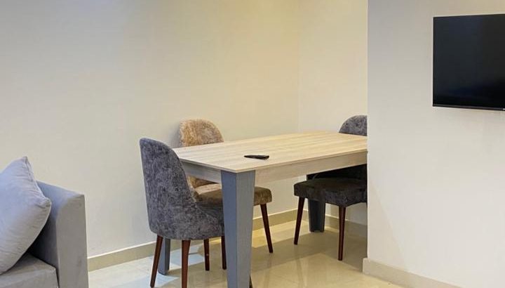 شقه للبيع بالحي الرابع اكتوبر