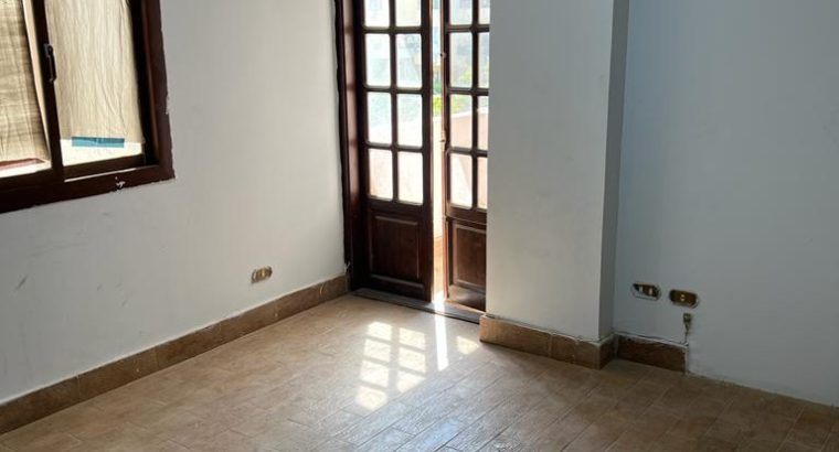 شقه للبيع
