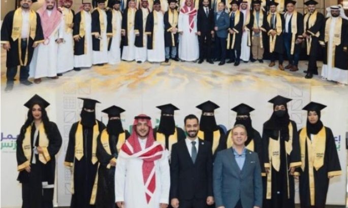 دبلومات و ماجستير و دكتوراه بشهادة معتمدة لتو