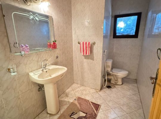 شقه للبيع في حي الاشجار 6 أكتوبر