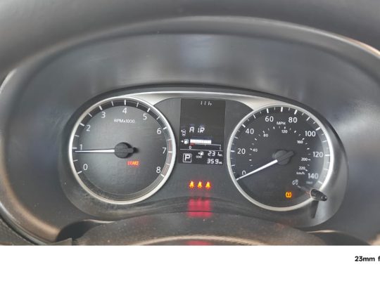 للبيع سيارة Nissan Kicks 2024