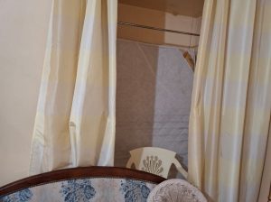 شقة غرفتين وصالة مفروشة في الشارقة المحاز 2