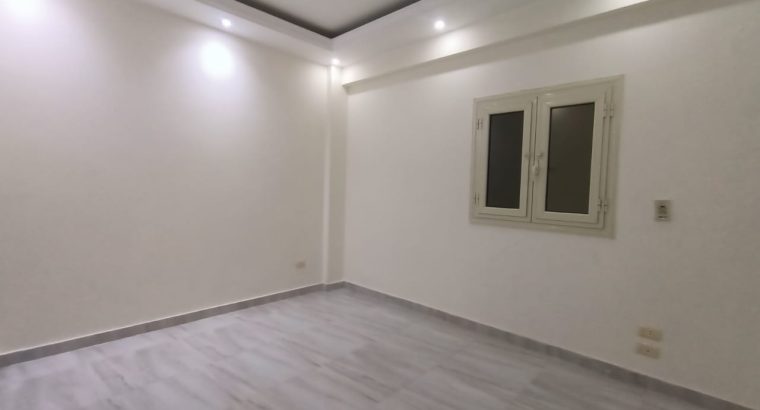 أول سكن شقة بفيو جاردن رائع في البنفسج فيلات