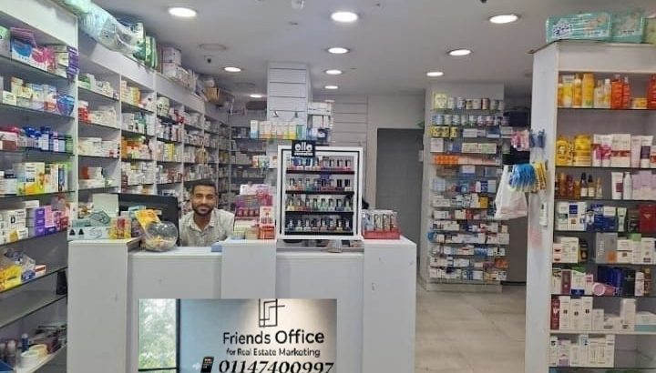 صيدلية مرخصة للبيع شارع العباسية الرئيسي