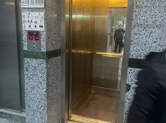 شقه ١٨٠ م بمدينه نصر تشطيب شركه الدره