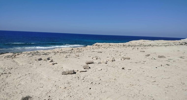 ارض للبيع في مرسي مطروح تقدر تعملها قريه سياح