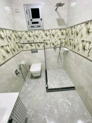 فني ومعلم صحي