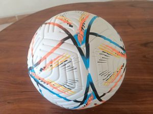 كرة قدم مقاس 5