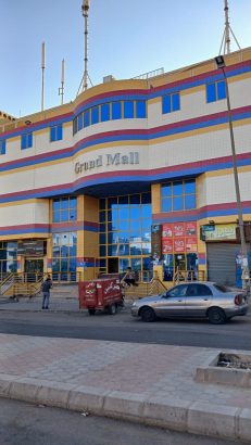 للبيع محل تجاري بمشروع الجراند مول