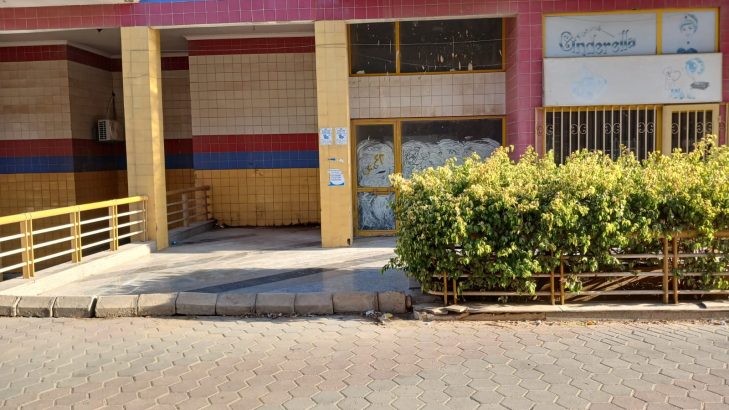 للبيع محل تجاري بمشروع الجراند مول