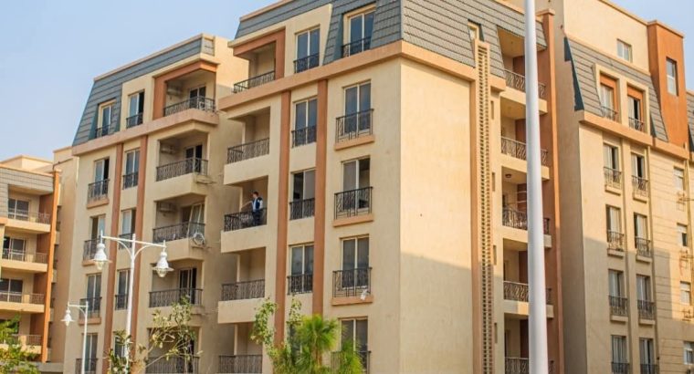 شقة ١٣٠ م في كمبوند neo gardens للبيع