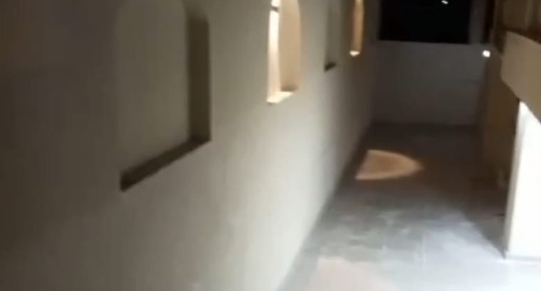 شقه ادارى للايجار في الحي الرابع فيلات فقط