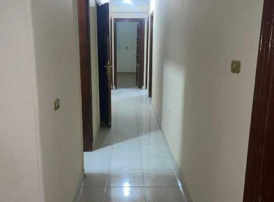 شقه للبيع فى الهضبه العليا