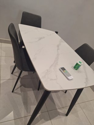 شراء الأثاث المستعمل بجده