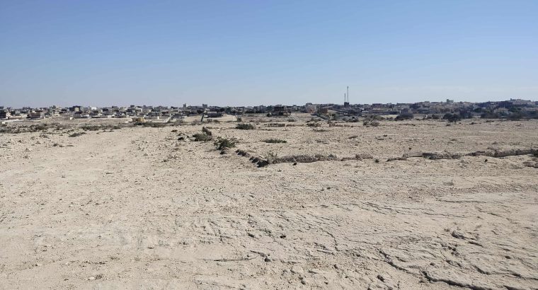 ارض للبيع في مرسي مطروح تقدر تعملها قريه سياح