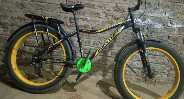 عجله دبابه مقاس 26ب 4000 اسيوط مركز ديروط