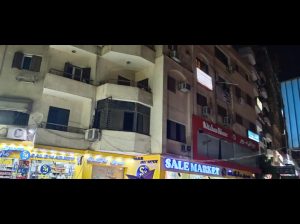 شقه لقطه علي ميدان الجزائر الرئيسي