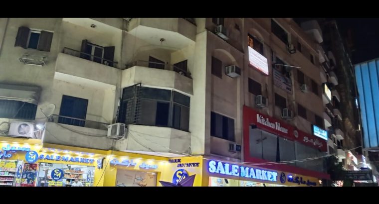 شقه لقطه علي ميدان الجزائر الرئيسي