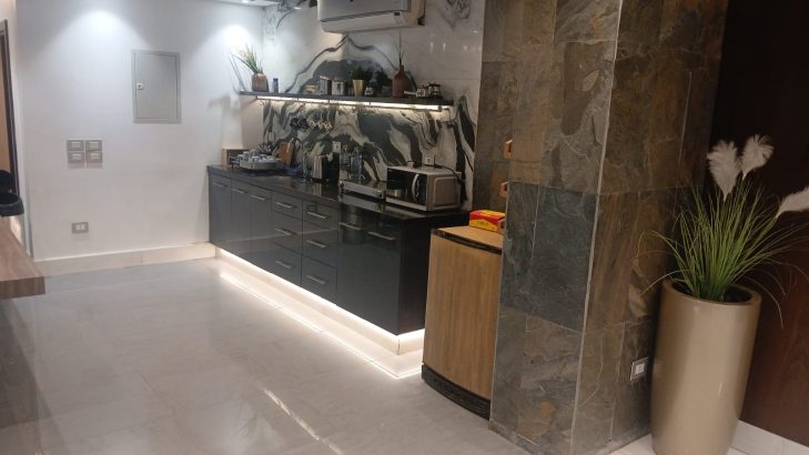 مقر اداري بمنطقه المهندسين المسجد الاقصي...