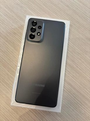Samsung Galaxy a73