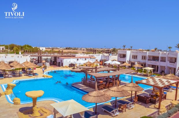 فندق سياحي للبيع