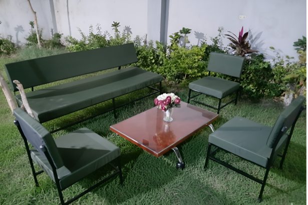 طقم جلوس خارجي حديد وتر بروف