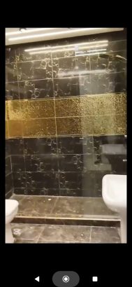 للبيع شقة بمساحة 250 متر