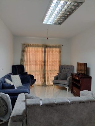 شقة أول دور  مفروشة فاخرة  دجلة بالمز أكتوبر