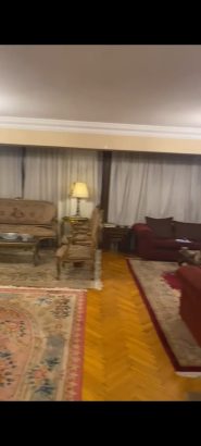 شقة للبيع تطل علي ميدان عمان شارع بابل