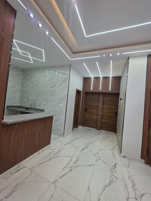 منزل ثلاث ادوار متشطب هاي لوكس