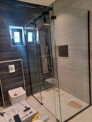زجاج سكريت الشرقيه