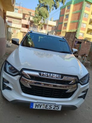إيسوزوا Dmax موديل 2023 كسر زيرو