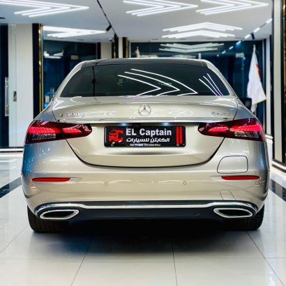 عربيه Mercedes-Benz E300 2022