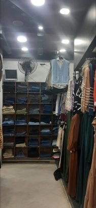 محل تجاري تشطيب سوبر لوكس للبيع