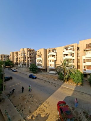 للبيع شقه 100م في التجمع التالت اسكان شباب