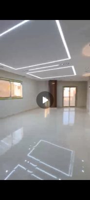 شقه تلت غرف وريسبشن ومطبخ وحمام...