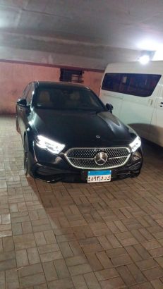 إيجار سيارات مرسيدس بنز بالسائق