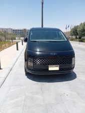 فان اتش وان للإيجار ليموزين مطار القاهرة