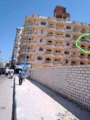 شقه مصيفيه واستثماريه بمطروح لقطه بموقع متميز