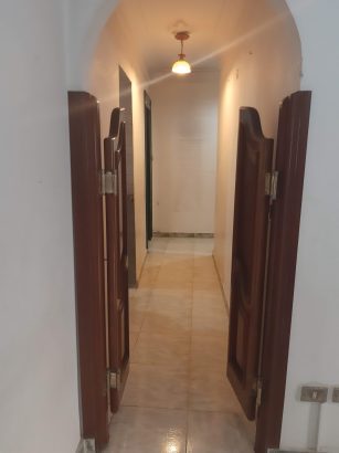 شقه للبيع