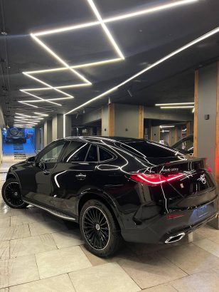 Mercedes-Benz GLC 300 4MATIC AMG – Model 2
