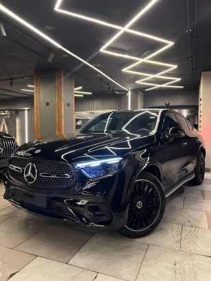 Mercedes-Benz GLC 300 4MATIC AMG – Model 2